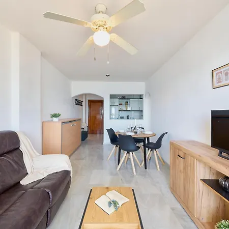 Apartment Rose I Vistas And Direct Access To The Sea Mijas Costa *