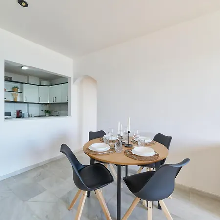 Rose I Vistas And Direct Access To The Sea Mijas Costa *
